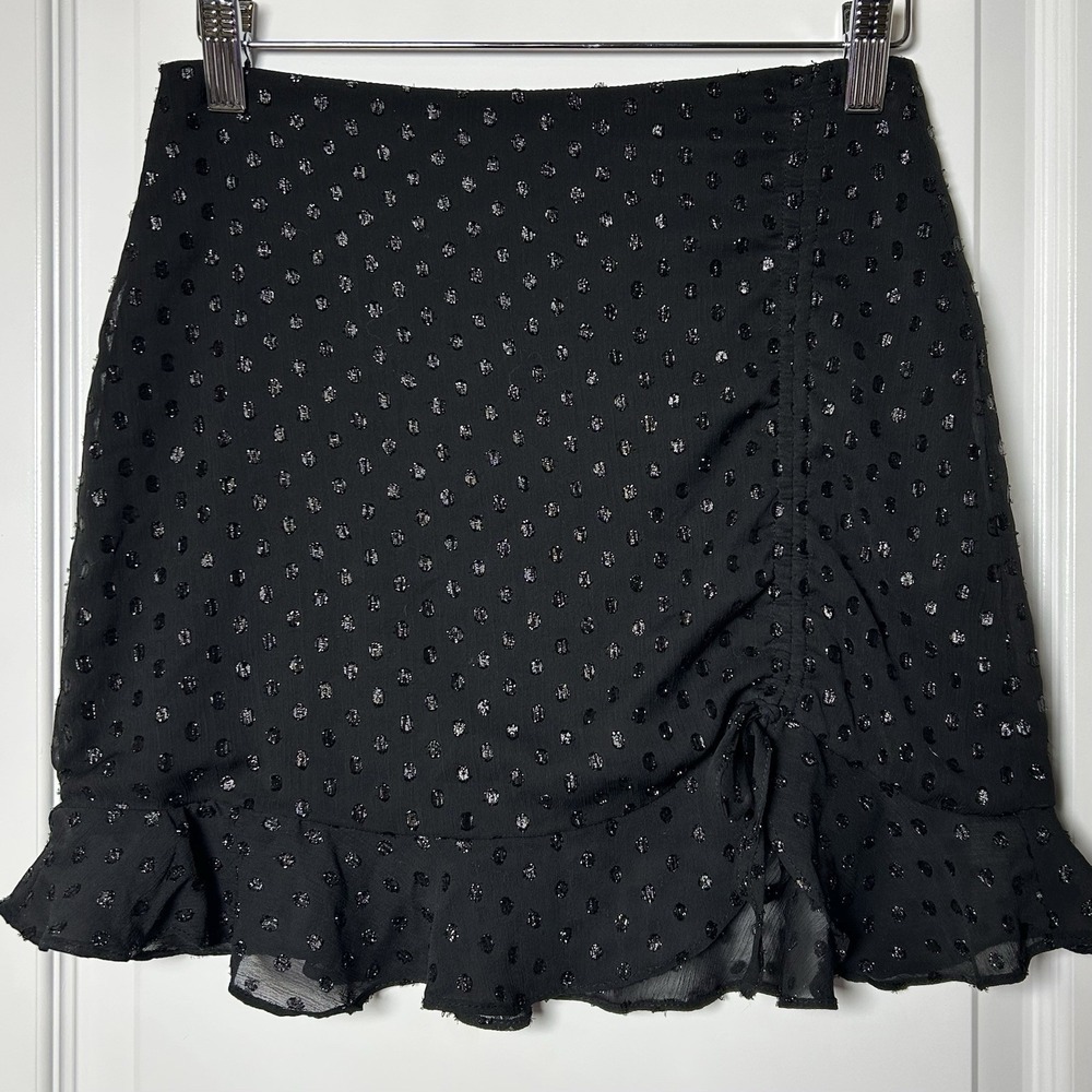 Forever‎ 21 Black Metallic Sequin Dot Ruffle Mini Skirt Euphoria Inspired Style
